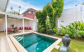 La Villa Oberoi (2 BR)